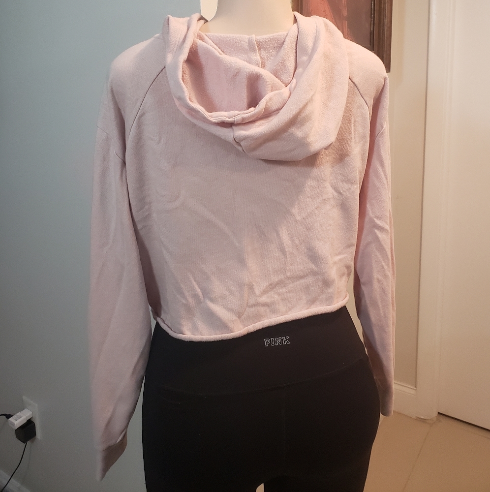 PINK Victoria’s Secret Dusty Pink Cropped Hoodie - Picture 5 of 10